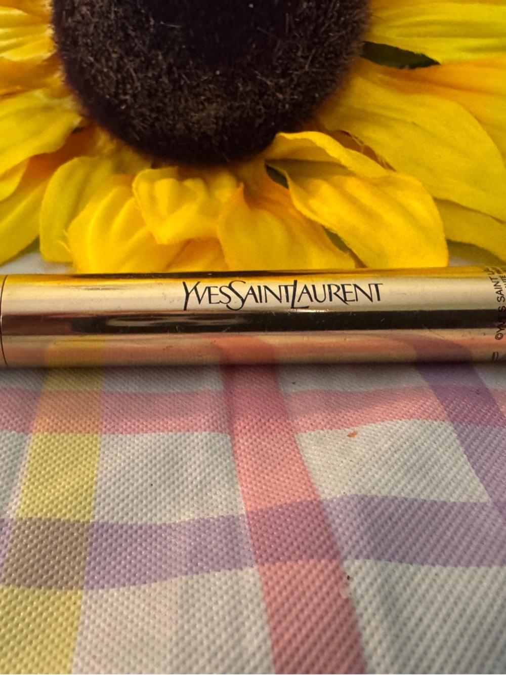 Yves Saint Laurent Touche Awakening Concealer Click Pen #1
